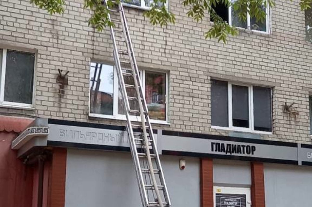    В Калининграде произошел пожар в жилом доме на Красной