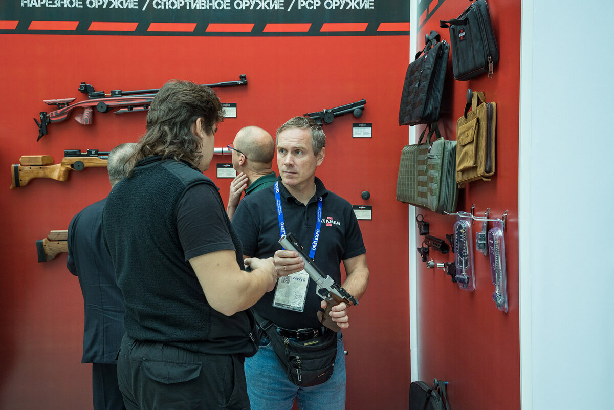 Компания «АТАМАН», основанная более двадцати лет назад, начинала свой путь в качестве мастерской, обслуживающей импортные пневматические винтовки.-2
