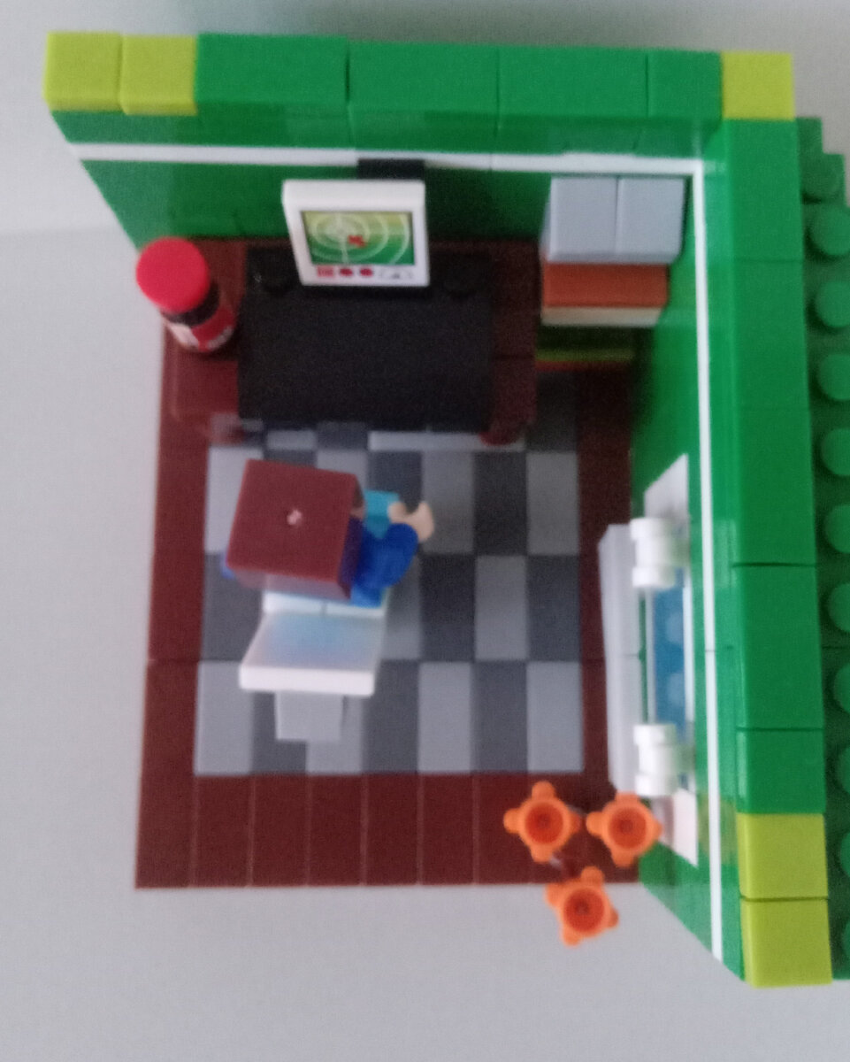 Вид сверху.