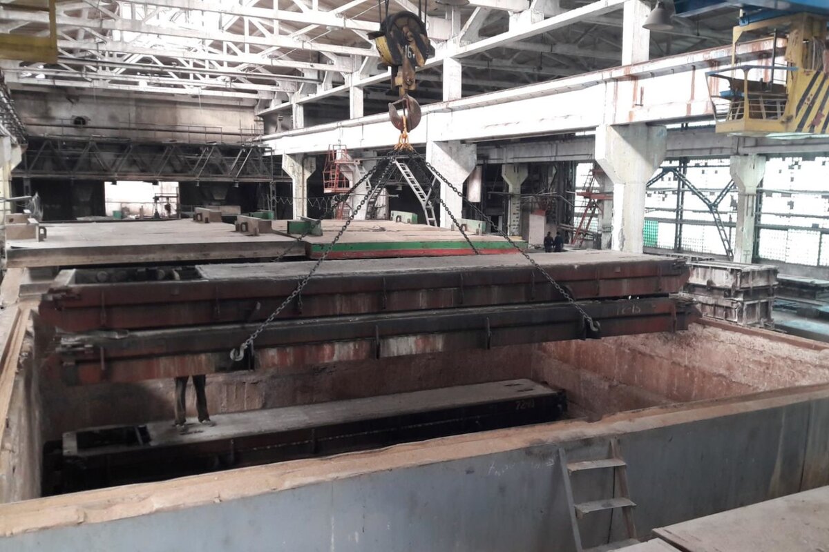 Производство плит перекрытия.