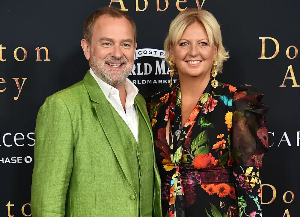    Звезда "Аббатства Даунтон" Хью Бонневилль разводится с женой после 25 лет брака