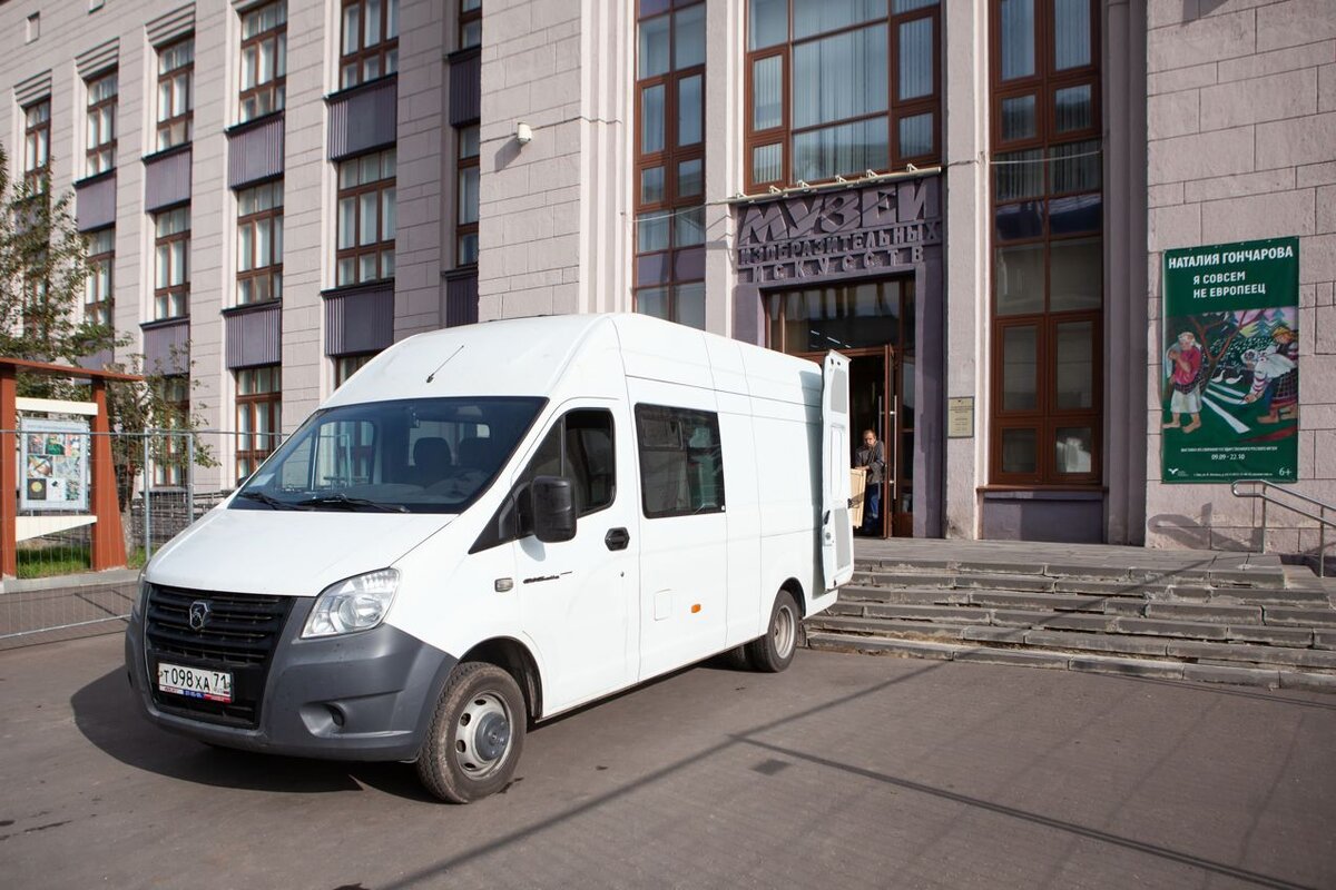 Листайте вправо, чтобы увидеть больше изображений