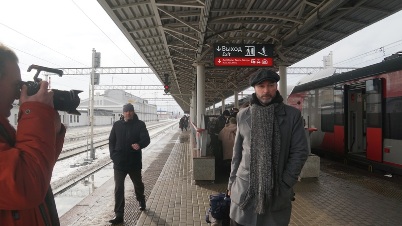 Съемки первой серии. На перроне Нижнего Новгорода. 2023 г.