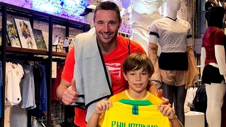    Илья Ковальчук с сыном. Соцсети