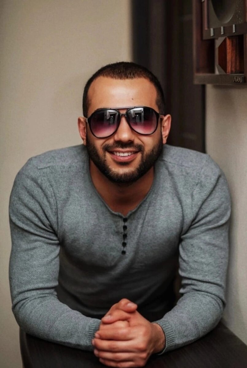 До своего 33-летия Томик не дожил месяц. До официальной помолвки – неделю