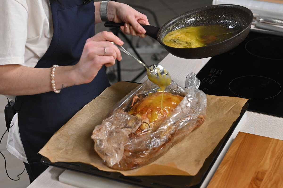 Утка по пекински на сковороде – простой и вкусный рецепт, как приготовить пошагово