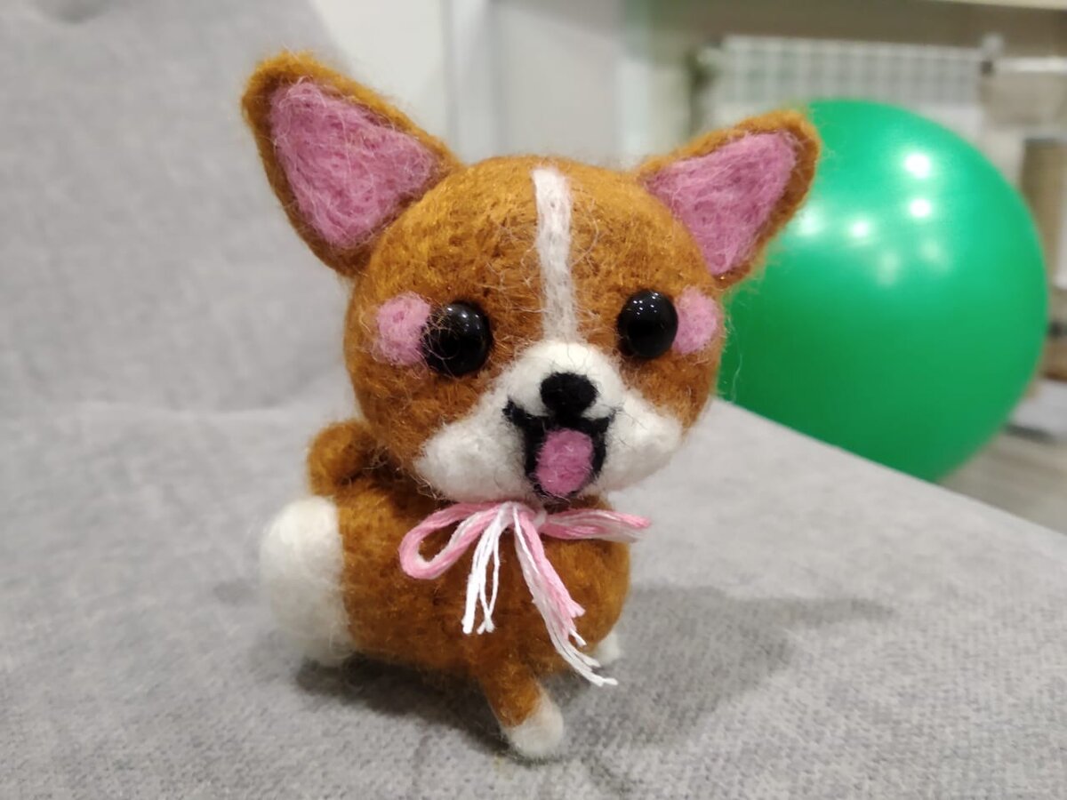 Коржик. Моя первая валяшка