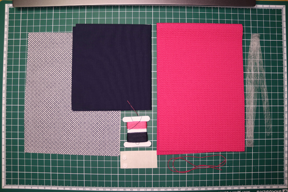 Состав набора (липучка в ткани для брюк, не сразу ее заметила).