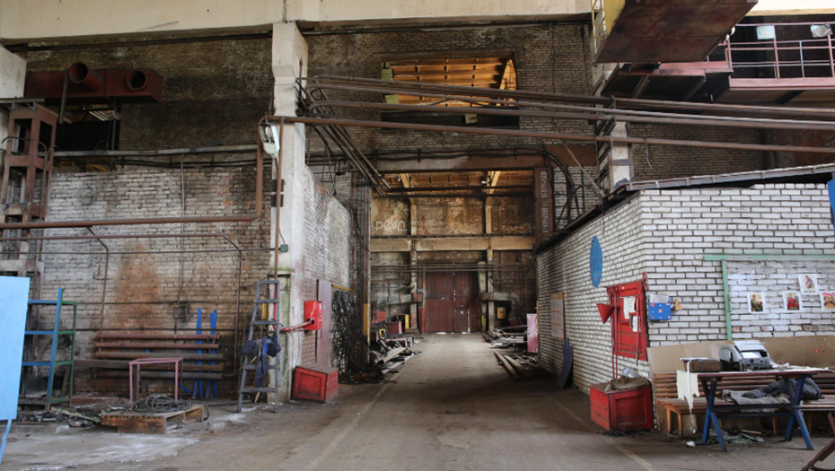    Цеха Ленинградского машиностроительного завода в промзоне Предпортовая Автор фото: РАД