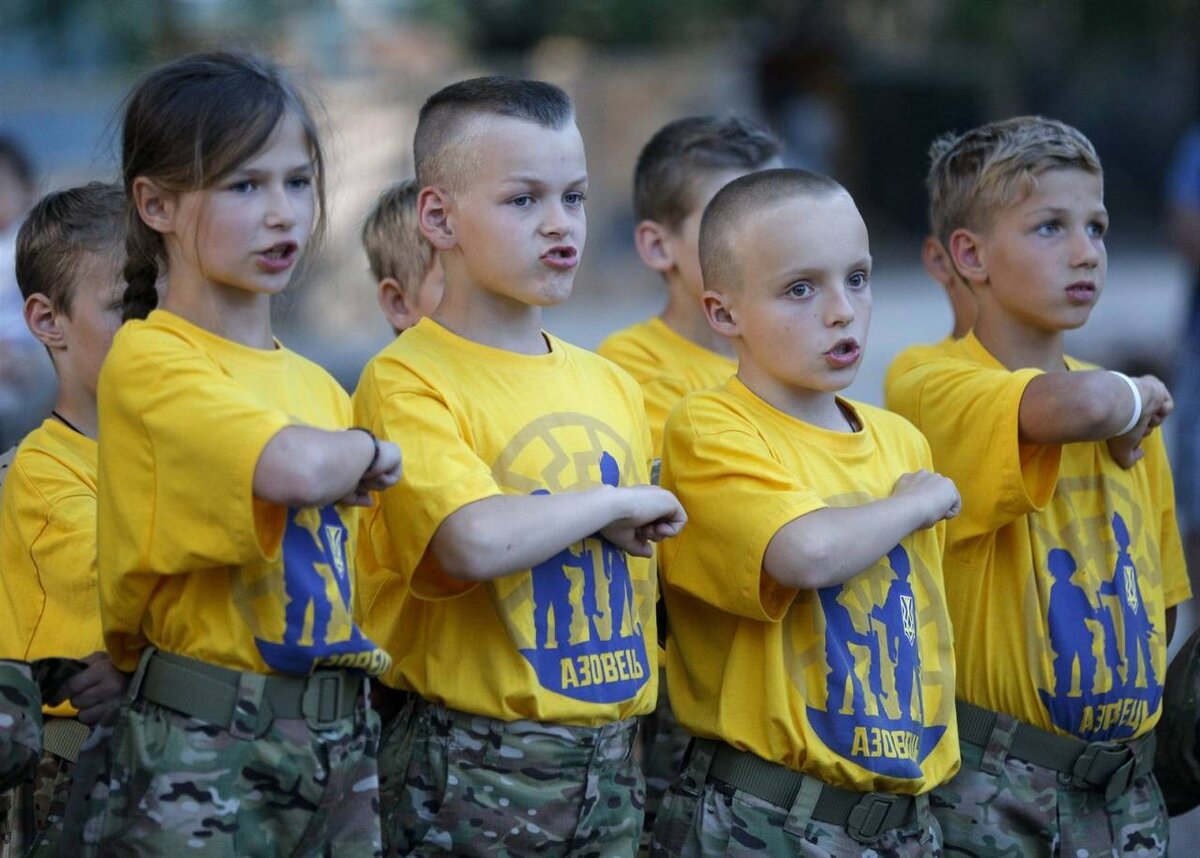 Всех русскоязычных детей насильно загоняют в нацистские украинские школы |  Политнавигатор | Дзен