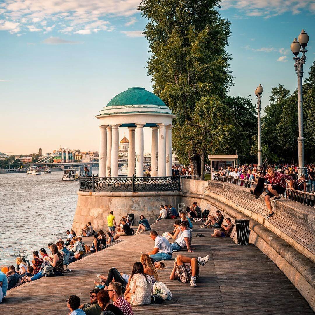 Парк горького посещение. ЦПКИО им Горького Москва. Парк парк культур Москве. Парк Горького парк культуры. Центральный парк культуры и отдыха им. м. Горького, Москва.