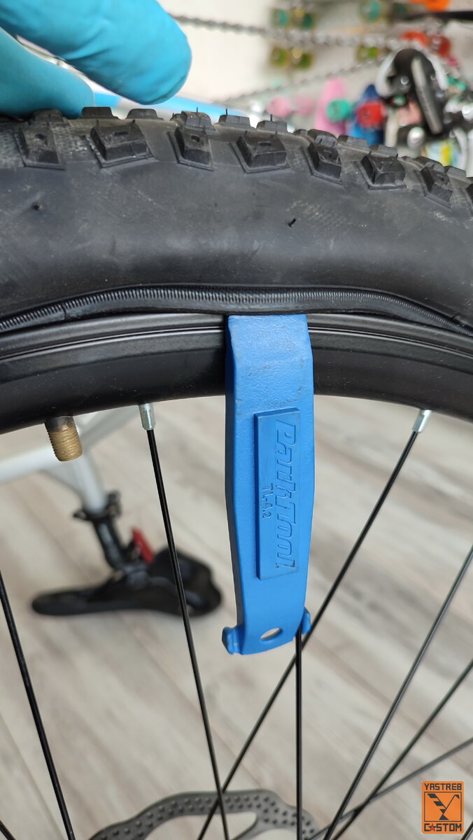 Как заменить камеру/покрышку на скоростном велосипеде? | YASTREB CASTOM ...
