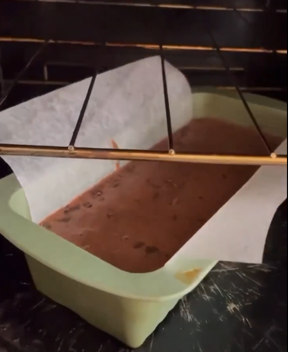 Tengo un gusto natural por lo dulce. También tengo dos hijos a los que a veces malcrío.