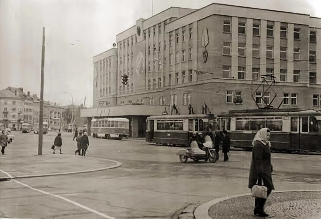 Фото из Интернет. Площадь Победы, Калининград, РСФСОР.