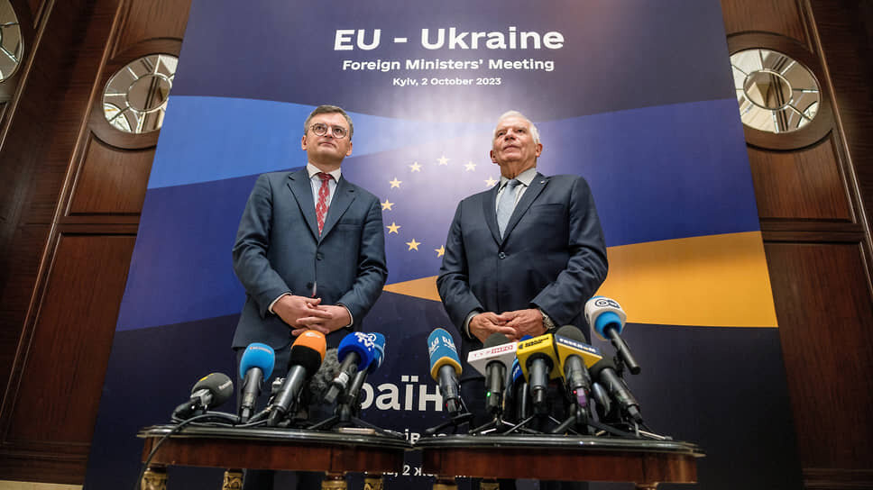 Фото: Handout / Ukrainian Foreign Ministry press-service / AFP📷Министр иностранных дел Украины Дмитрий Кулеба повторил слова главы европейской дипломатии Жозепа Борреля о том, что Совет Евросоюза впервые собрался за пределами ЕС, и выразил надежду, что эта встреча — первая «в пределах будущих границ Евросоюза»