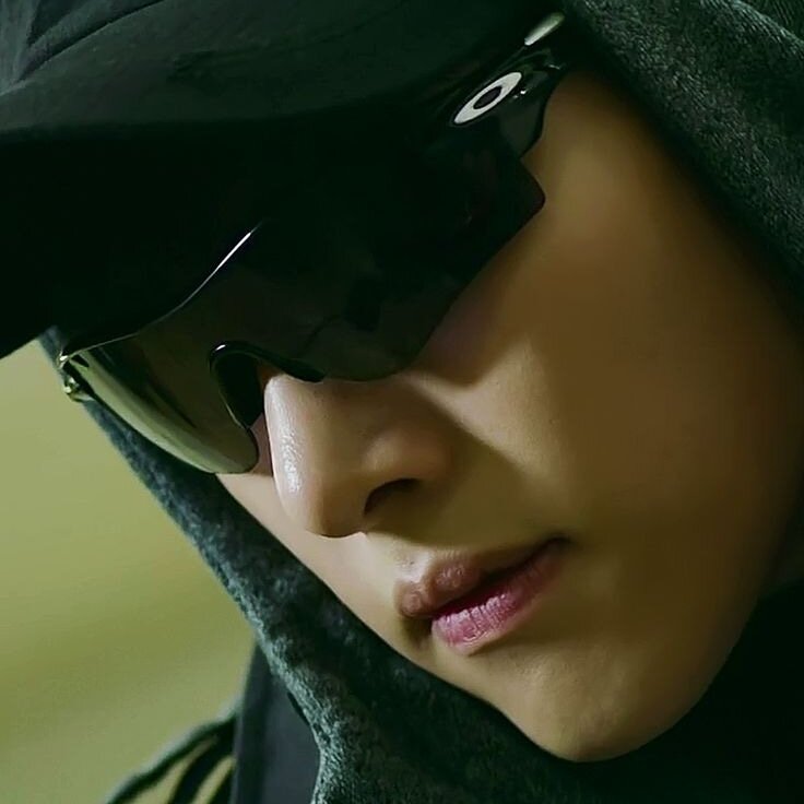 Джи Чан Ук в дораме "Хилер". Фото из интернета.