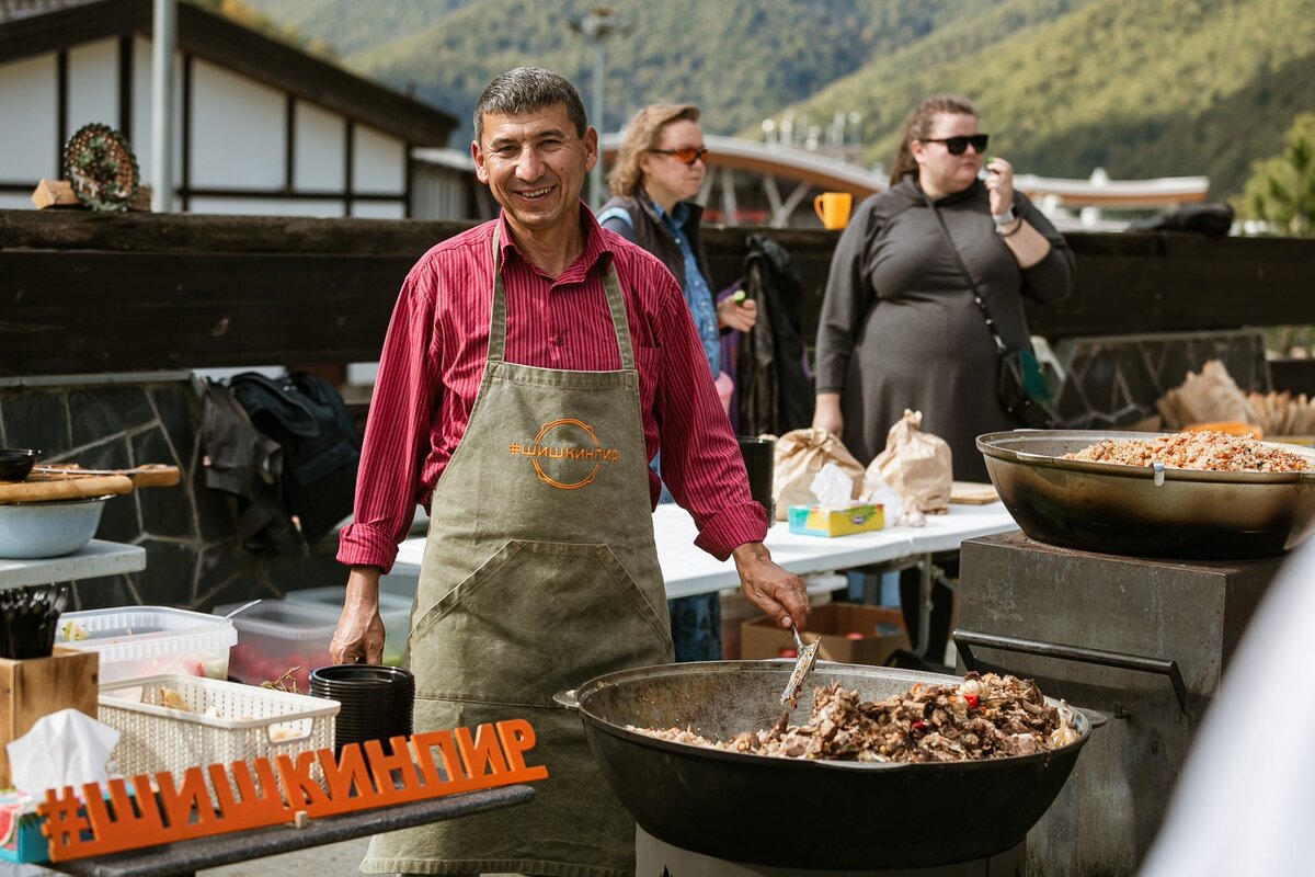 Вот уже много лет плов на финише забега THREE RESORTS ALPINDUSTRIA TRAIL помогает бегунам восстановить силы