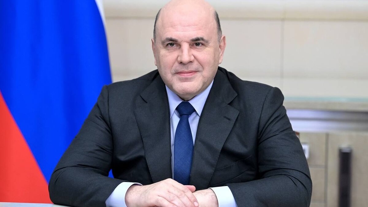     Ранее эксперты предупреждали, что на фоне резкого роста цен на многие товары и услуги зарплаты многих рядовых тружеников-бюджетников продолжают снижаться. По некоторым оценкам, уровень жизни в России уже откатился до отметки 15-летней давности.