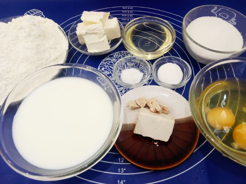 Ингредиенты для приготовления булочек