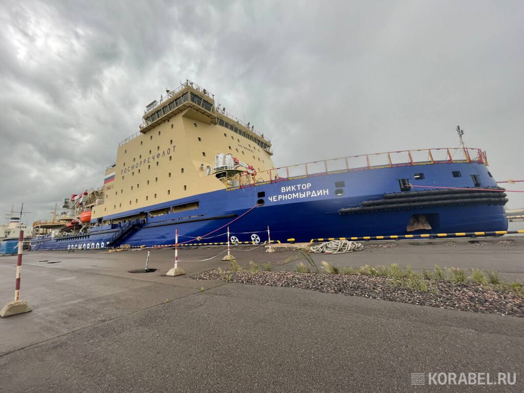 Крупнейший в мире дизель-электрический ледокол "Виктор Черномырдин" / Фото: Корабел.ру  📷
