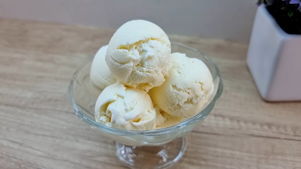Простые и легкие рецепты домашнего мороженого. Готовлю часто и не только летом. Эти два рецепта отличаются от обычного сливочного мороженого своим непривычным составом.-5