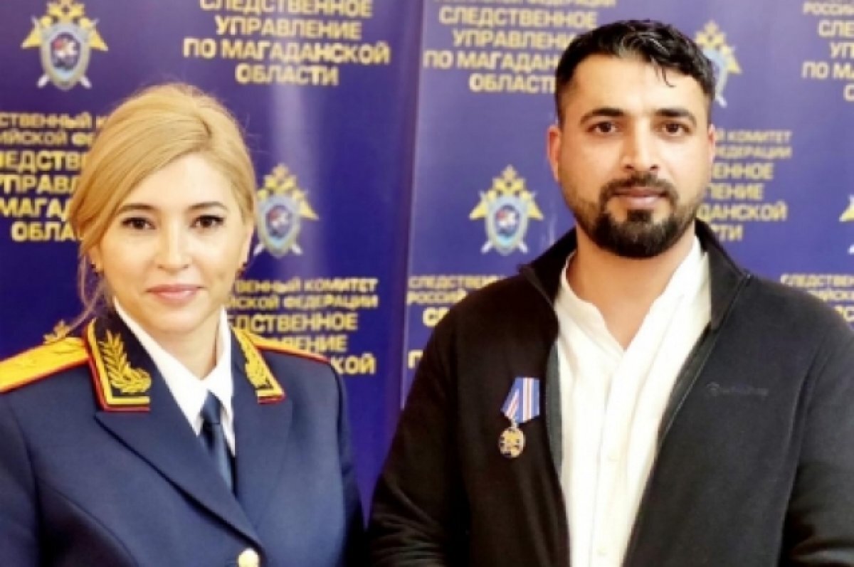    Турецкому строителю вручили медаль за спасение беременной в Магадане