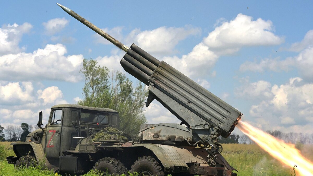    Реактивная система залпового огня БМ-21 "Град"© РИА Новости . Евгений Биятов