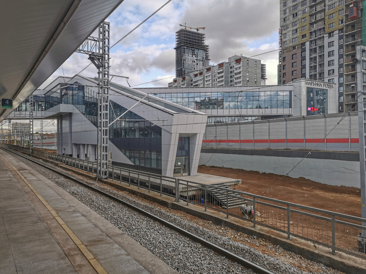 Ещё один выход с МЦД Марьина Рощи, на будущее. Изначально его тоже не было.