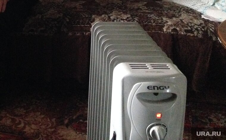    В холода приходится спасаться электрическими обогревателями