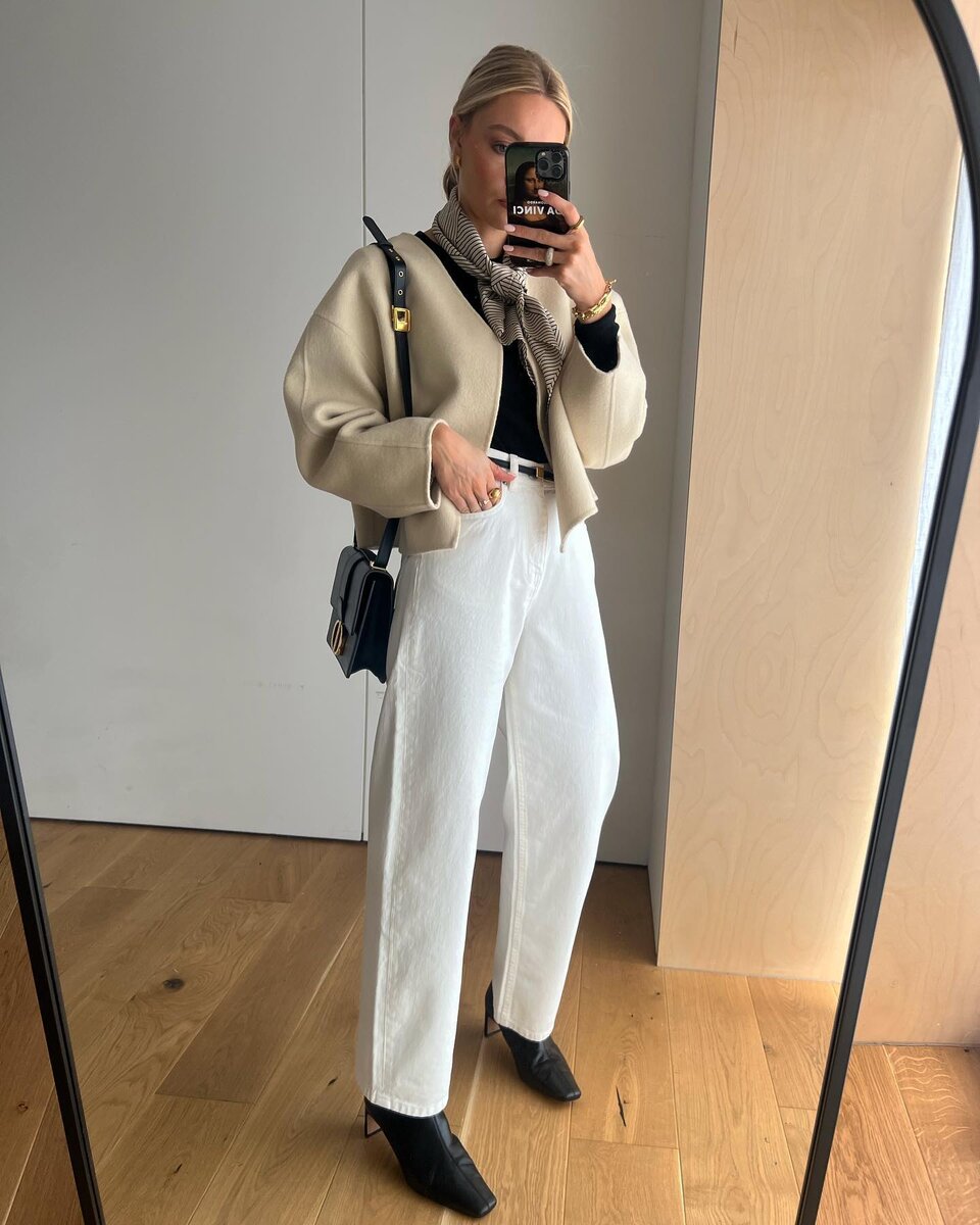 ✅ Когда речь идет об обуви на каблуке, стопа не должна болтаться, но и не должна быть слишком сжата. 