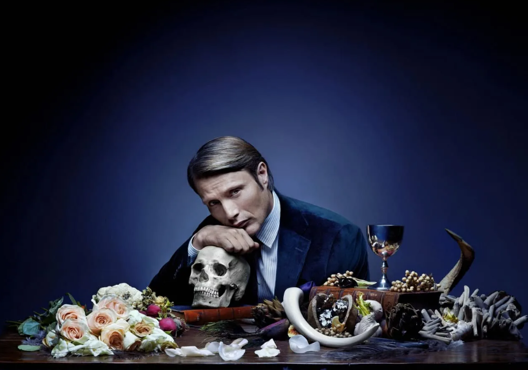 Постер к сериалу Ганнибал ....этот аромат соответствует персонажу Мадс Миккельсену - от ужаса, непонимания, в тоже время восхищение, и непреодолимая тяга...