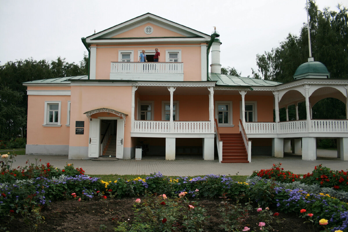 Имения отцы и дети. Имение кирсанова отцы и дети. Марьино имение кирсановых отцы и дети. Имения отцы и дети. Дом ушинского в туле.