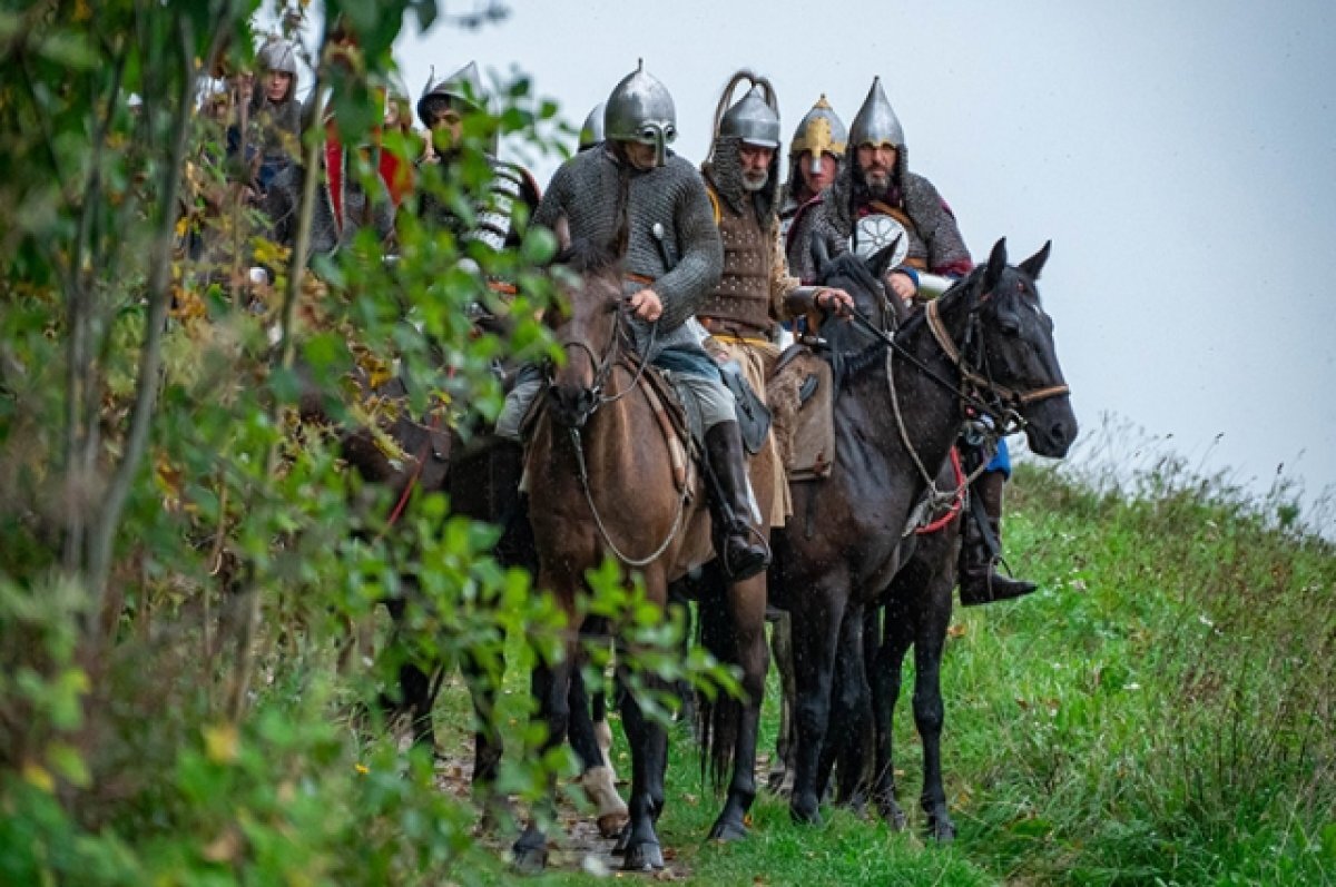    Музей политической истории в Петербурге открыл выставку учебников