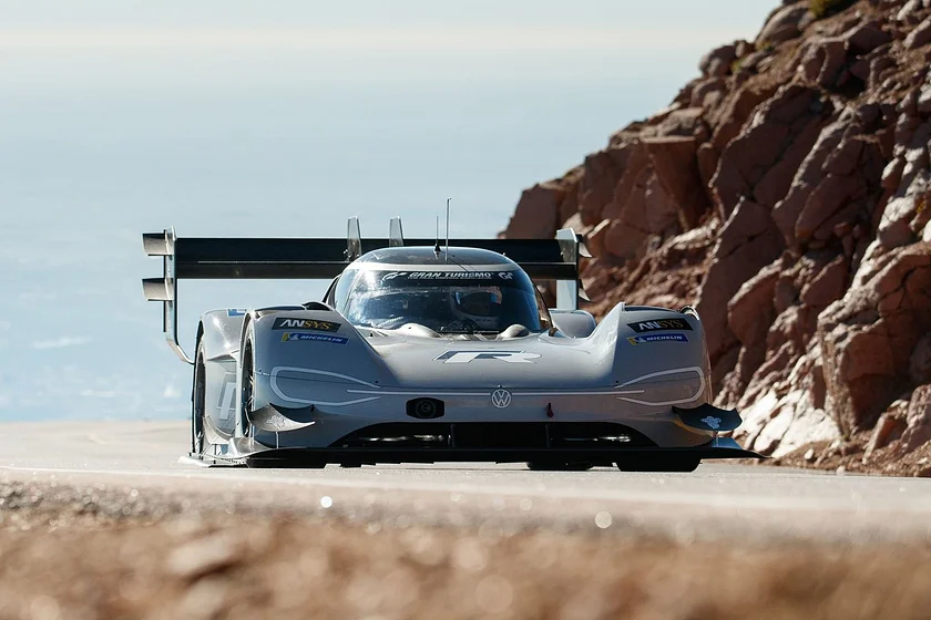 Машина пик. Volkswagen i.d. r Pikes Peak. Фольксваген Болид. Фольксваген электрик r. Фольксваген электрик р.