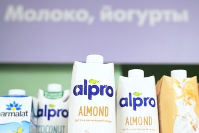    Продукция под торговой маркой Alpro от компании Danone ©Владимир Астапкович РИА Новости