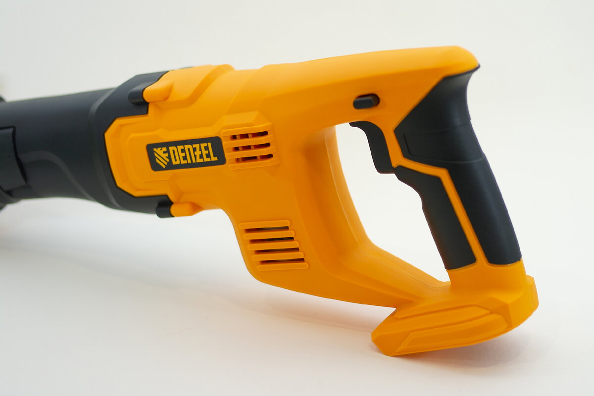 Denzel BRC-115-0 – сабельная пила, основное предназначение которой заключается в распиле древесины, труб ПВХ, различных строительных материалов и металлов.-6