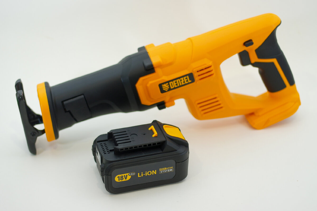 Denzel BRC-115-0 – сабельная пила, основное предназначение которой заключается в распиле древесины, труб ПВХ, различных строительных материалов и металлов.-7