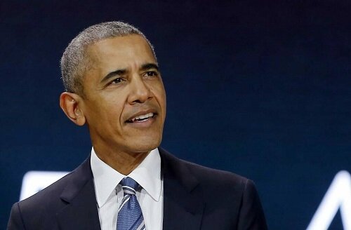 44-й президент США, от демократов, Барак Обама. Считается самым вежливым президентом. По образованию - юрист, доктор права. 