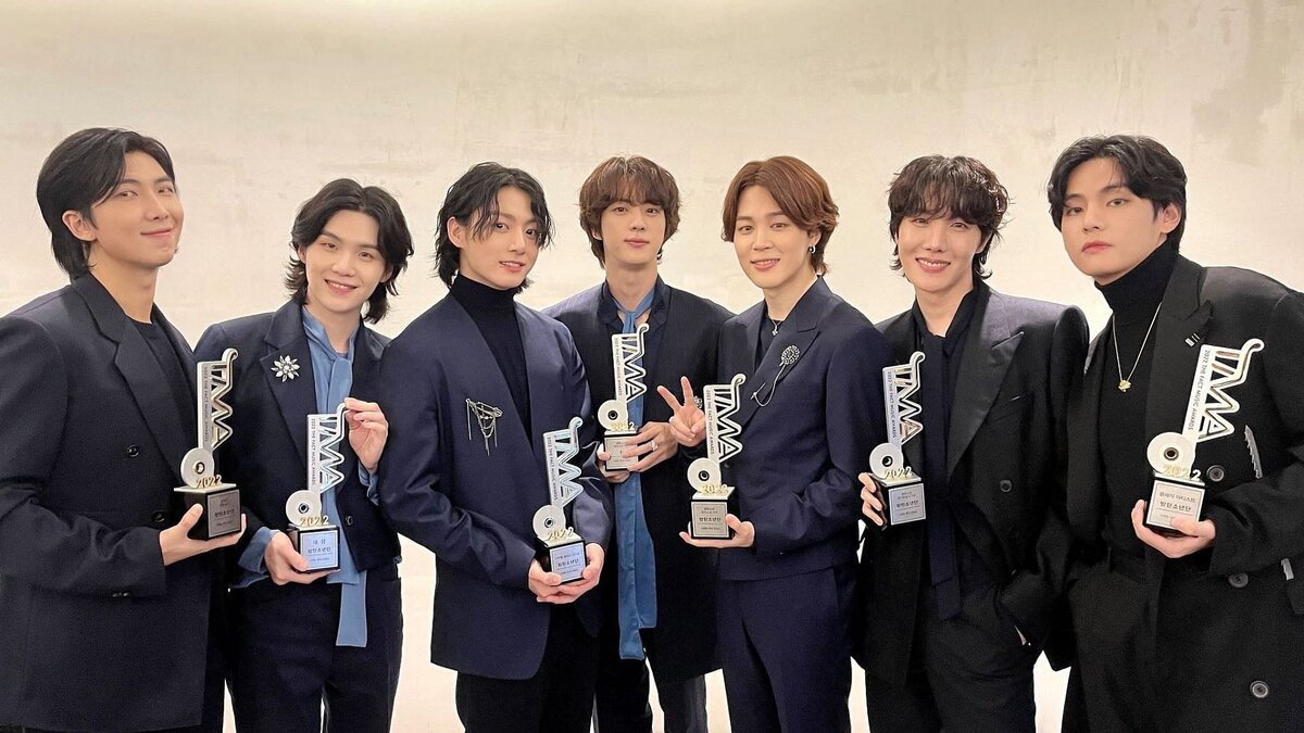 Видео дня: BTS выпустили влог с премии «Грэмми 2024»