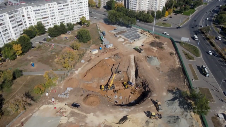    В новом парке у «Китайской стены» в Оренбурге обещают большой фонтан и открытие летом Белов Михаил Александрович