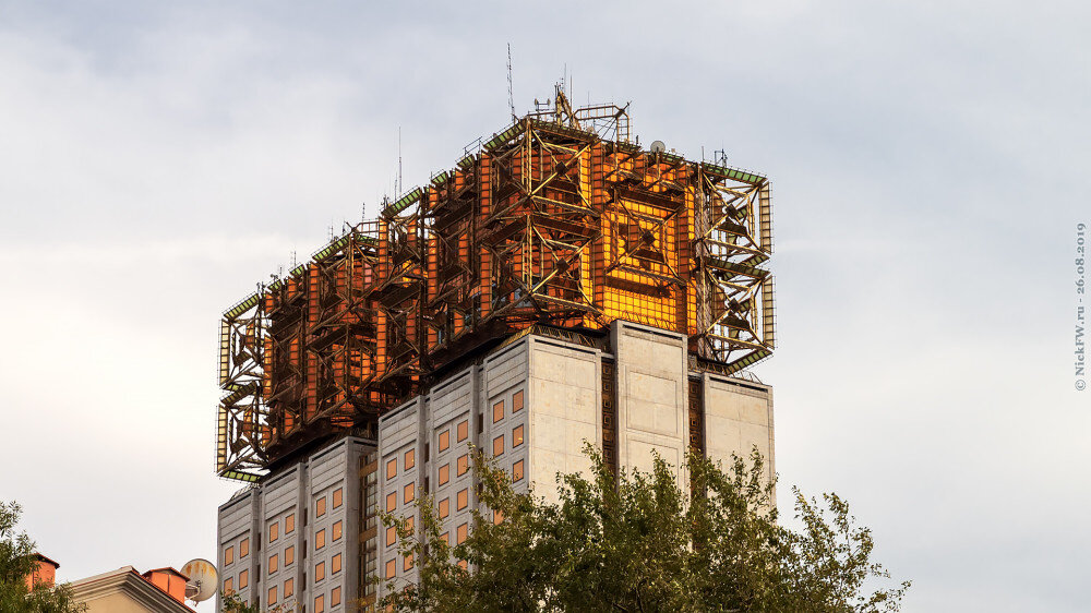 1. Здание президиума РАН © NickFW.ru — 26.08.2019г.