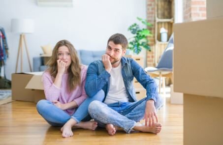 В части дома были выполнены нормально, а в нашей - по технологии «щепки вместо бетона»