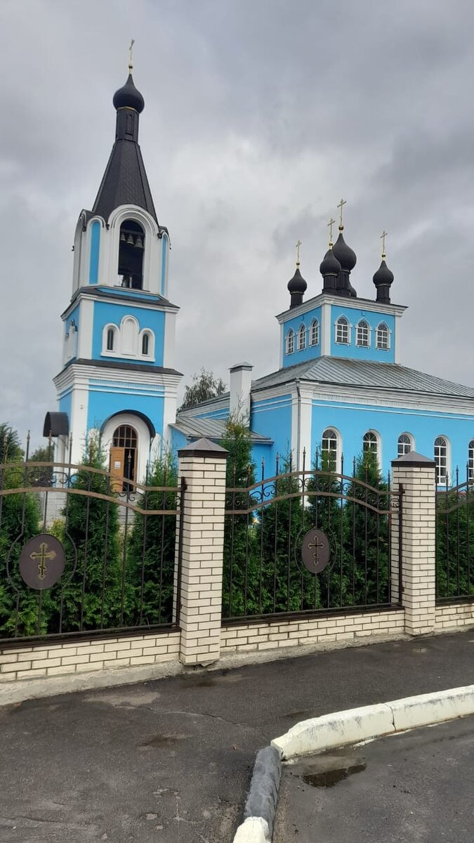 Храм у нас в городе. У нас их много. Фото моё