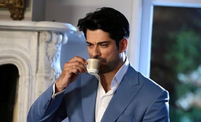 кадр из сериала "Черная любовь"