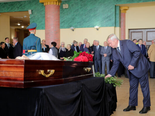    похороны Николая Пивоварова // фото: donland.ru