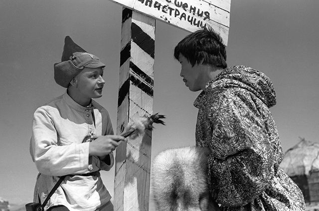 Алексей  Бычков в фильме "Начальник Чукотки" 