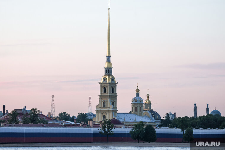    Стоимость билетов из Тюмени до Санкт-Петербурга увеличилась вдвое за несколько недель