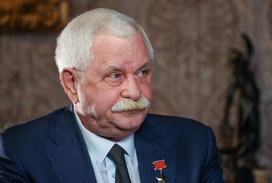    Александр Руцкой