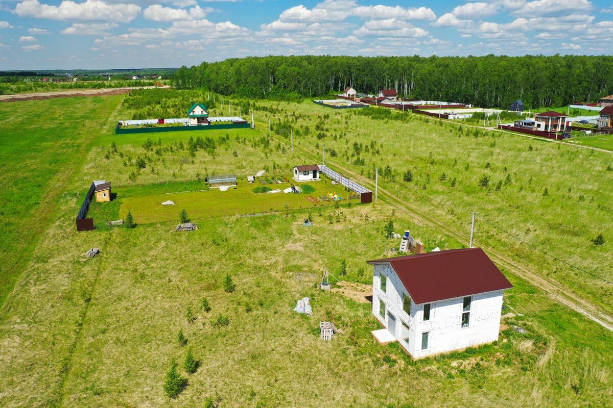 Участок высокое. Участок в КП Ольховка. Солидный участок это.