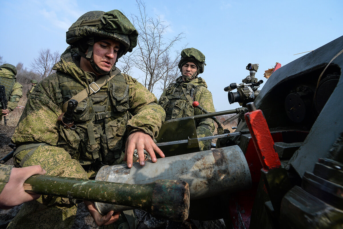 Бьёт точно и мощно: наши военные впервые применили САО 2С31 